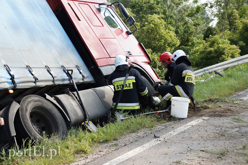 Groźne zderzenie w Szopach zdjęcie nr 91173