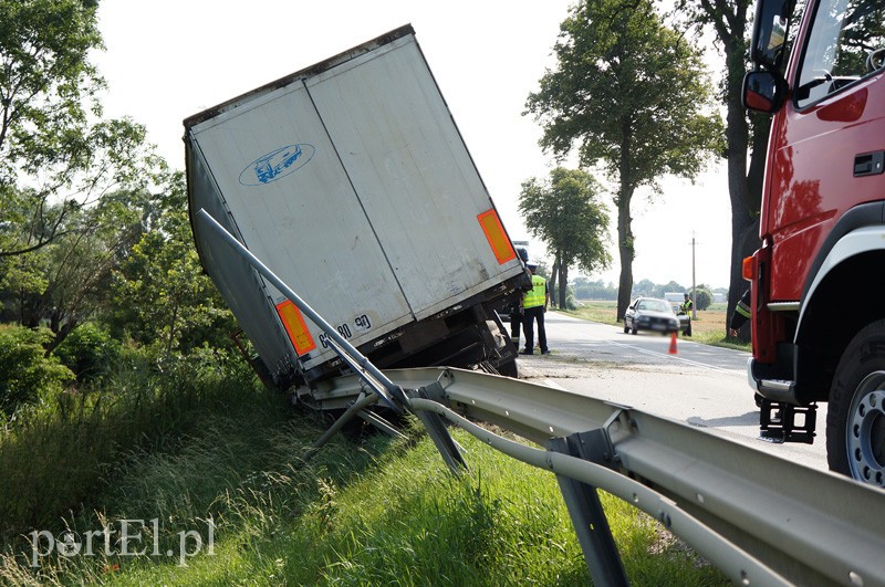 Groźne zderzenie w Szopach zdjęcie nr 91175