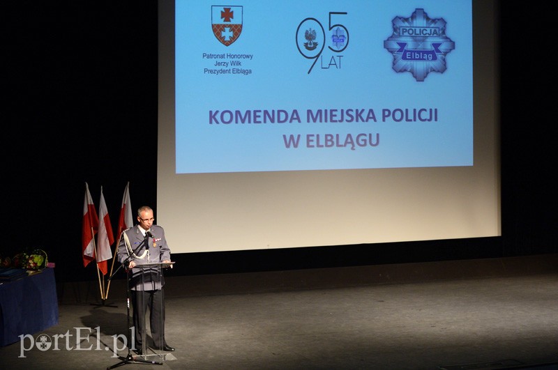 Niebieska akademia zdjęcie nr 91399