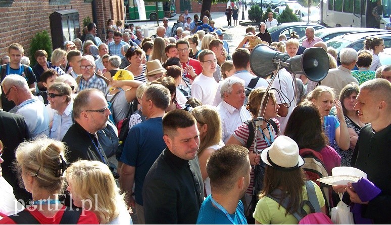 Piechotą na Jasną Górę. Pielgrzymi już na trasie zdjęcie nr 91722
