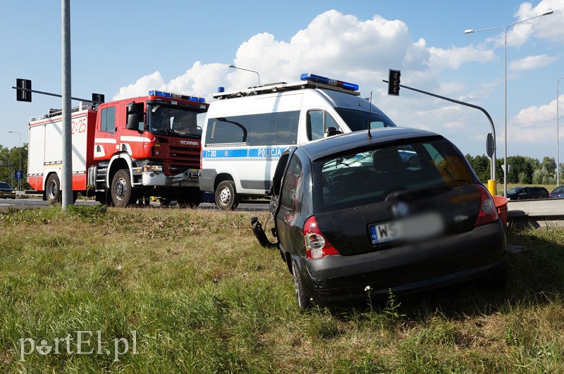 Wypadek na obwodnicy: cztery osoby w szpitalu zdjęcie nr 91769