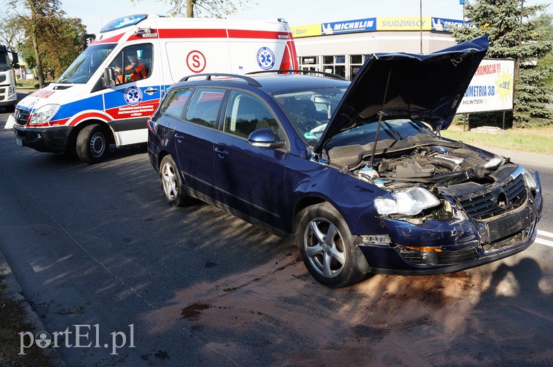 Wypadek na Warszawskiej: jedna osoba w szpitalu zdjęcie nr 91794