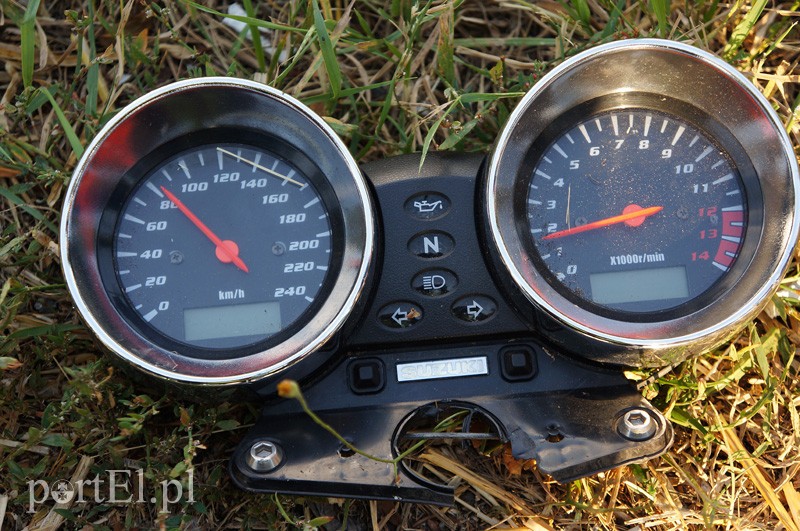 Wypadek w Kazimierzowie: ranny motocyklista w szpitalu zdjęcie nr 91959