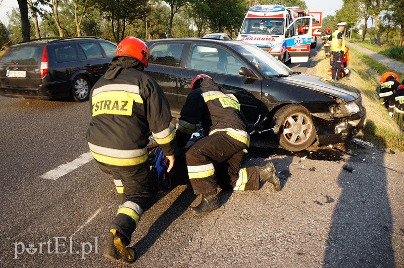 Wypadek w Kazimierzowie: ranny motocyklista w szpitalu zdjęcie nr 91961