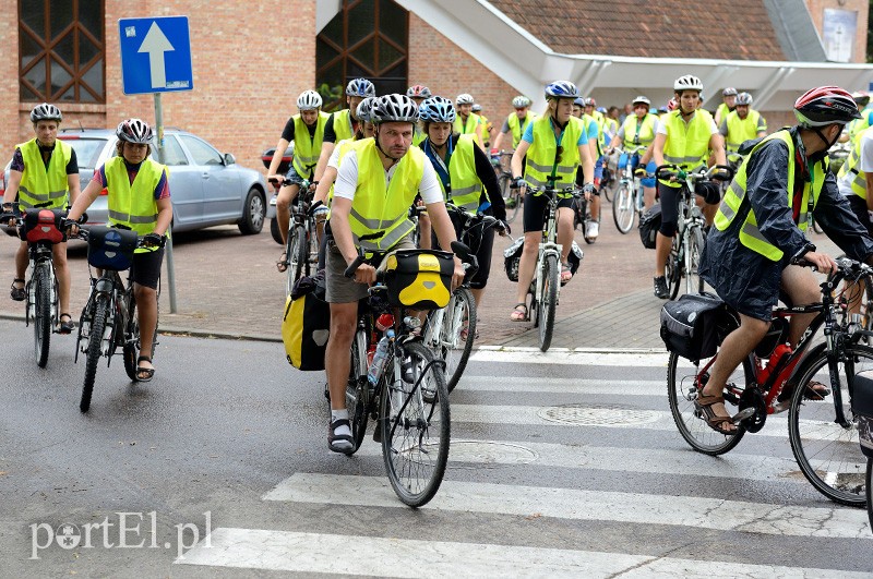 Wystartowała V Pielgrzymka Rowerowa na Jasną Górę zdjęcie nr 91998