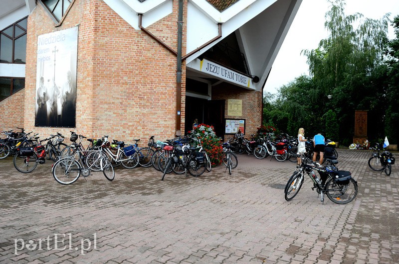 Wystartowała V Pielgrzymka Rowerowa na Jasną Górę zdjęcie nr 91968