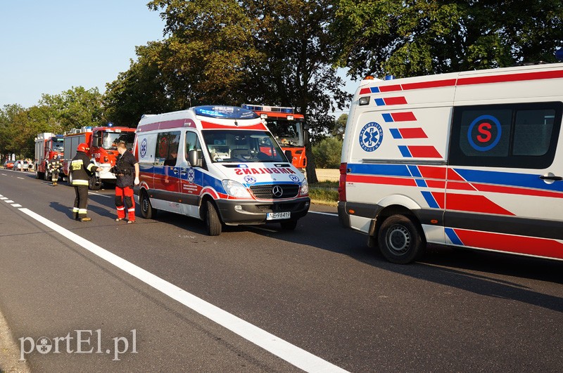 Wypadek w Kazimierzowie. "Siódemka" zablokowana zdjęcie nr 92124
