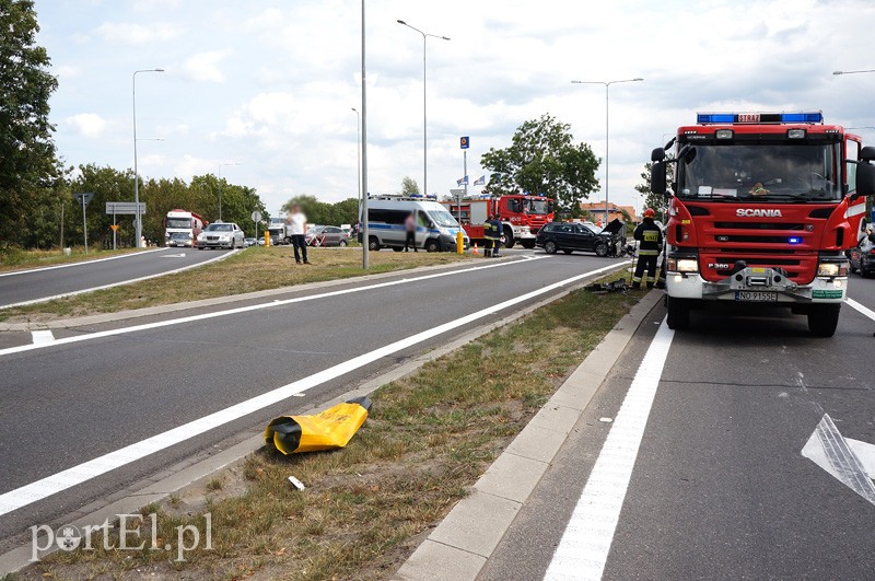 Zderzenie na skrzyżowaniu w Kazimierzowie zdjęcie nr 92167