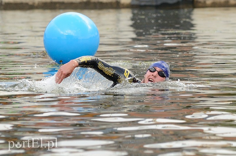 Pływają aż miło. Kibice nie zawiedli zdjęcie nr 92563