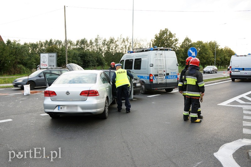 Kolejny wypadek w Kazimierzowie zdjęcie nr 92701