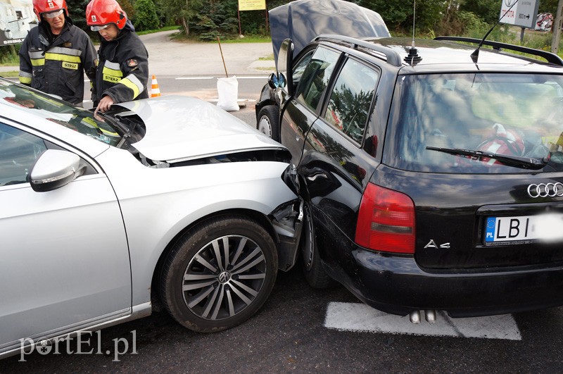Kolejny wypadek w Kazimierzowie zdjęcie nr 92694