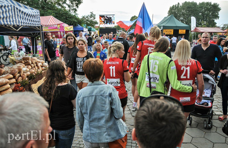 Krzyżacy między kramami, czyli piątek na Święcie Chleba zdjęcie nr 92995