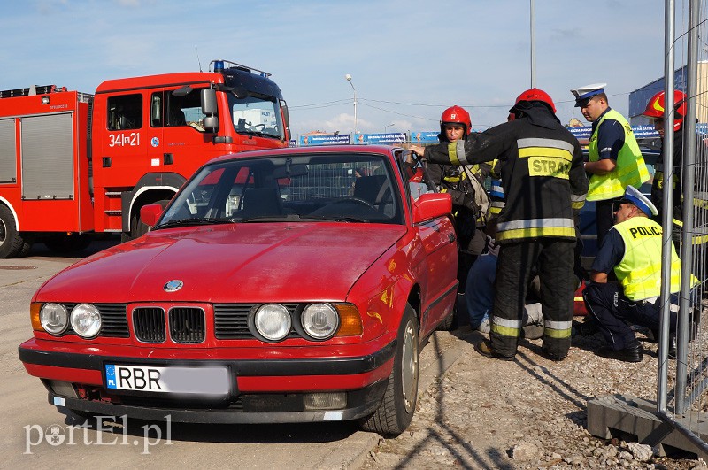 Malborska: volkswagenem wjechał w bmw zdjęcie nr 93765