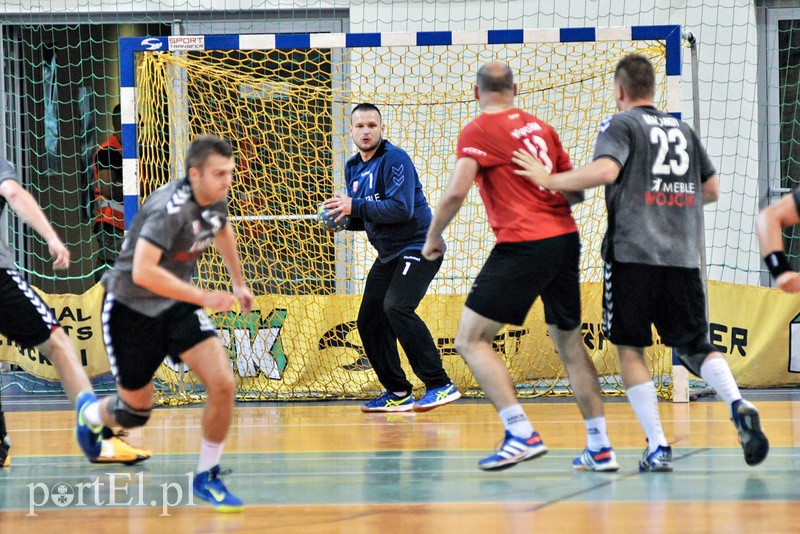 Meblarze pokonali MKS Poznań zdjęcie nr 94343