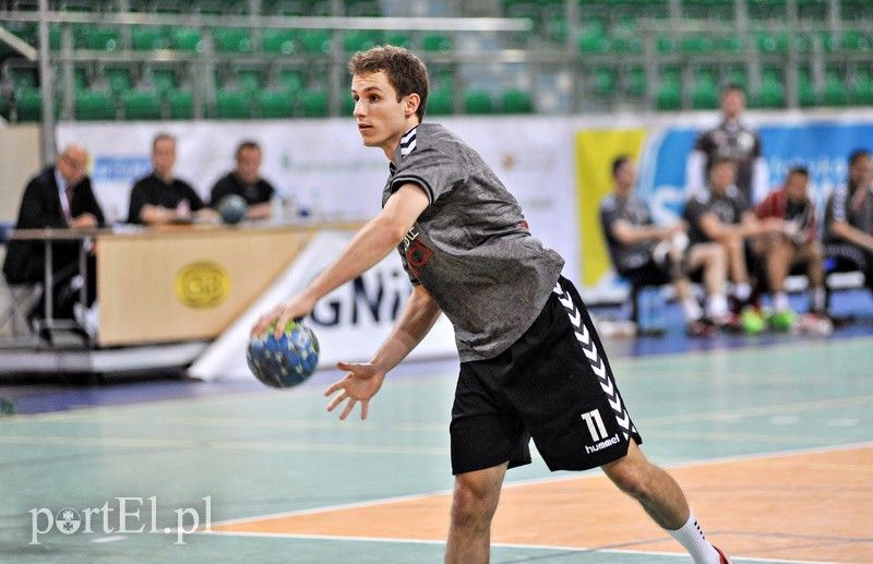 Meblarze pokonali MKS Poznań zdjęcie nr 94349