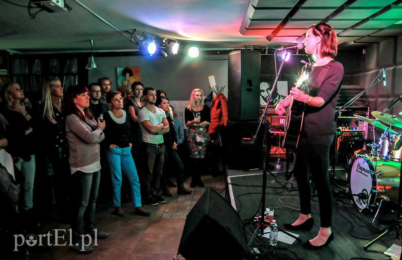 Elbląg Czy kupiłabym jej płytę?