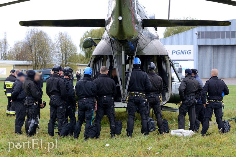 Przygotowania do ćwiczeń antyterrorystycznych zdjęcie nr 95436