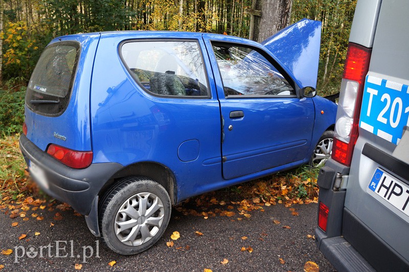 Wypadek między Hutą Żuławską a Pogrodziem zdjęcie nr 95462