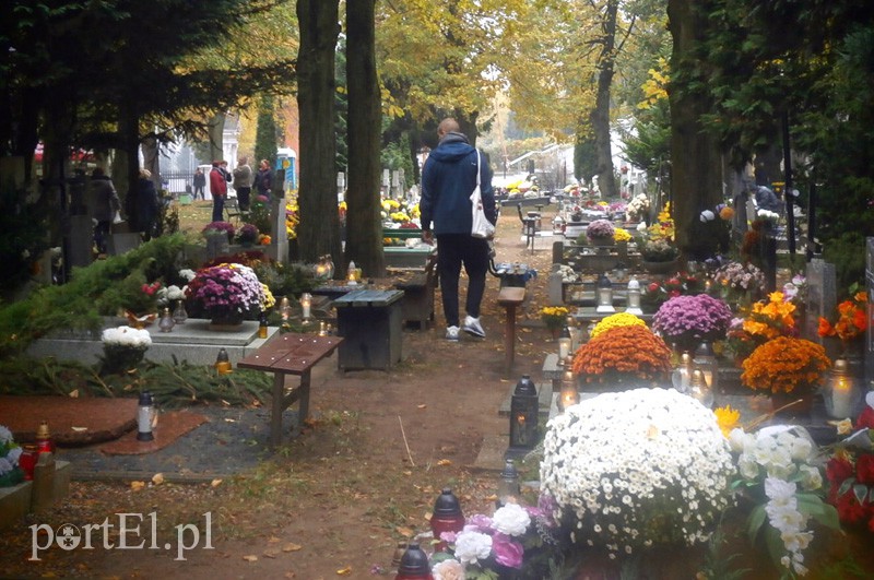 Listopad zaczyna się wspomnieniami zdjęcie nr 96015