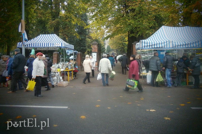 Listopad zaczyna się wspomnieniami zdjęcie nr 96017