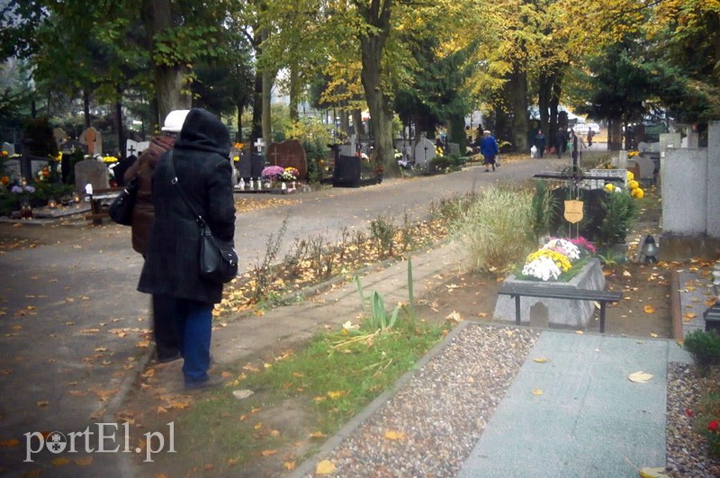 Listopad zaczyna się wspomnieniami zdjęcie nr 96009
