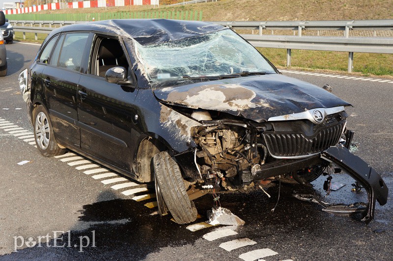 S7: dachowanie po uderzeniu w barierę energochłonną zdjęcie nr 96091