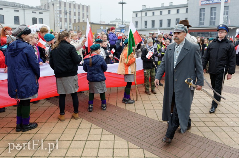 Za Marszałkiem poszły tłumy zdjęcie nr 96483