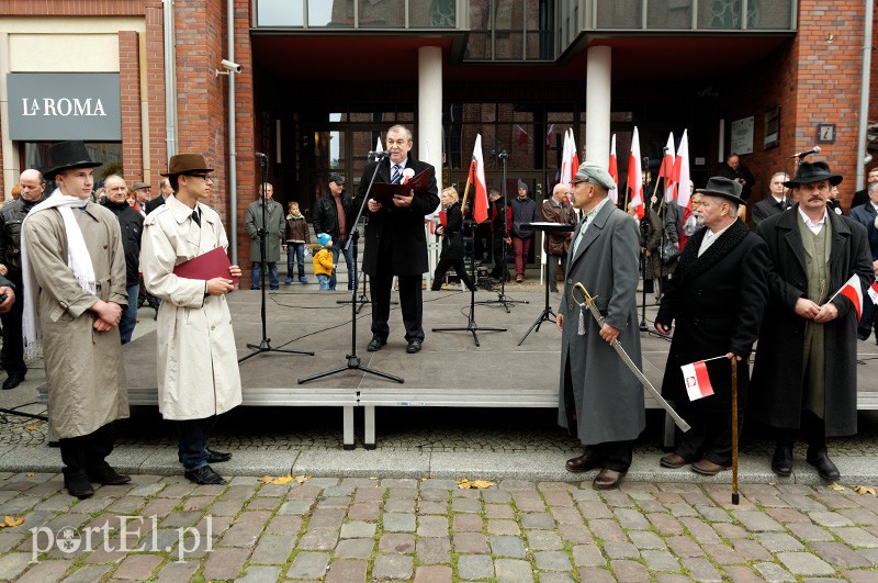 Za Marszałkiem poszły tłumy zdjęcie nr 96511