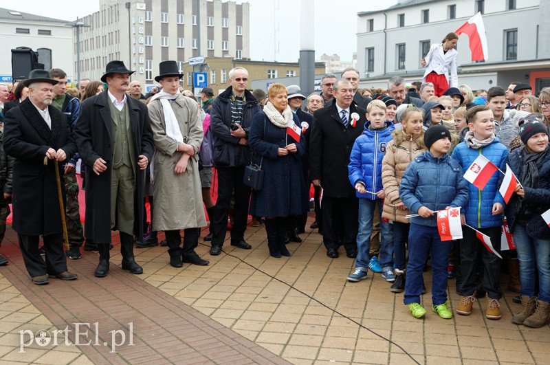 Za Marszałkiem poszły tłumy zdjęcie nr 96488