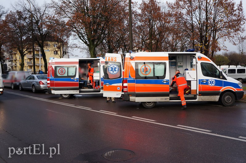 Efekt domina przy hali CSB zdjęcie nr 97066