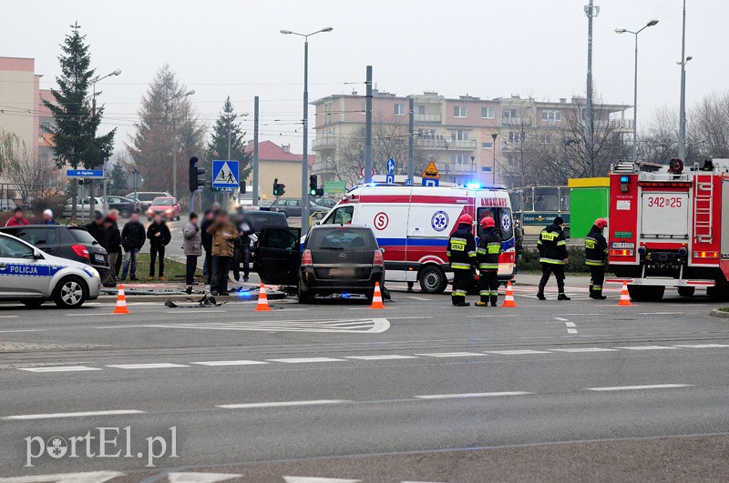 Ogólna-Legionów: wypadek na skrzyżowaniu zdjęcie nr 97631