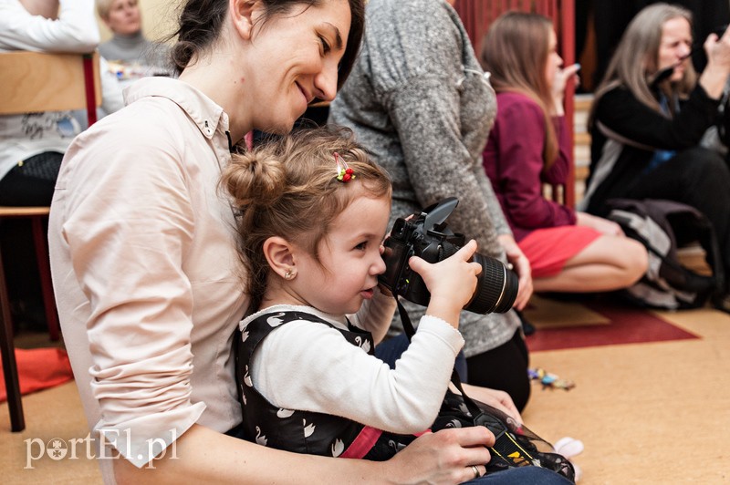 Wszyscy razem przy jednym stole zdjęcie nr 97997