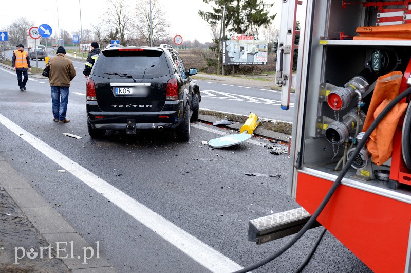 Wypadek w Kazimierzowie: dwie osoby w szpitalu zdjęcie nr 98354