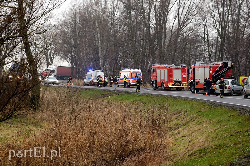 Elbląg Toyotą wpadła do przydrożnego rowu