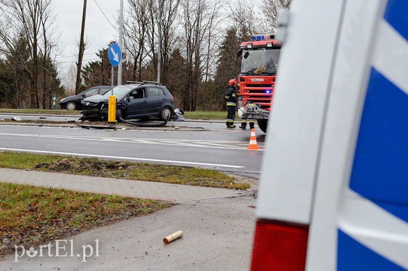 Kolejne zderzenie na skrzyżowaniu w Kazimierzowie zdjęcie nr 98711