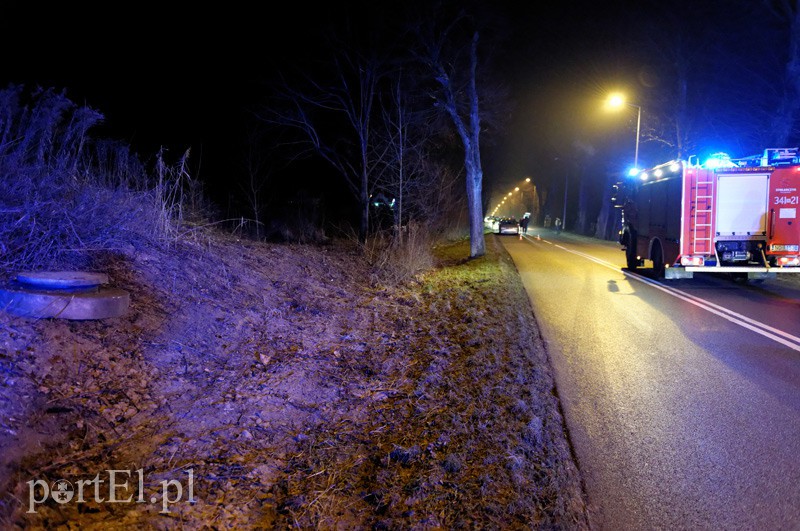 Wypadek w Dąbrowie: jedna osoba ranna zdjęcie nr 98941