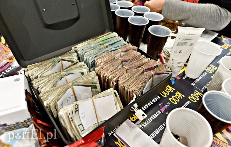 Udało się! Również i Elbląg zagrał z Orkiestrą! zdjęcie nr 99338