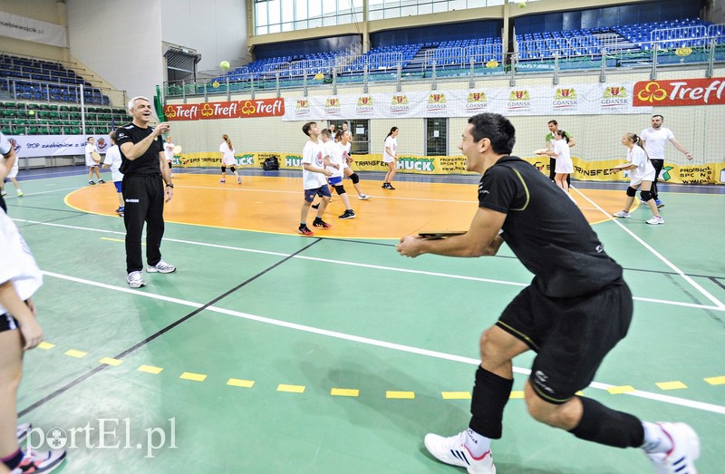 Młodzi siatkarze trenowali z najlepszymi zdjęcie nr 99489