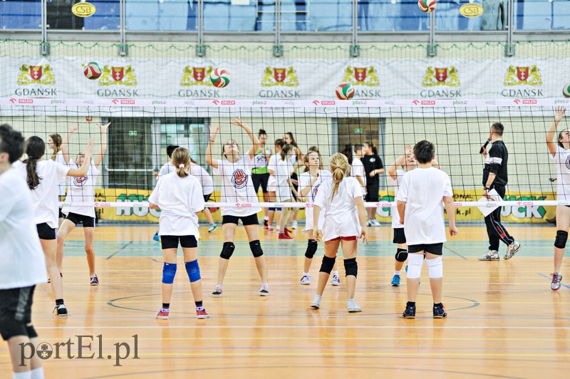 Młodzi siatkarze trenowali z najlepszymi zdjęcie nr 99486