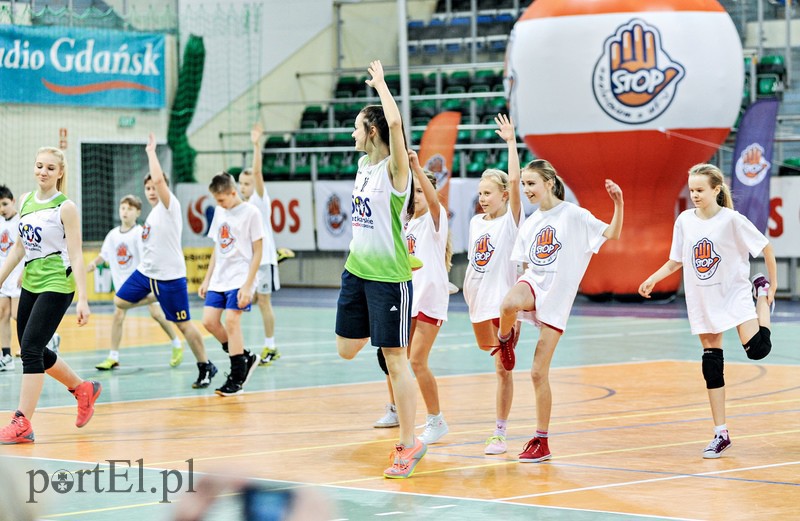 Młodzi siatkarze trenowali z najlepszymi zdjęcie nr 99477