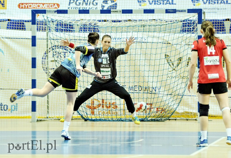 Start przegrał w Gdyni zdjęcie nr 99709