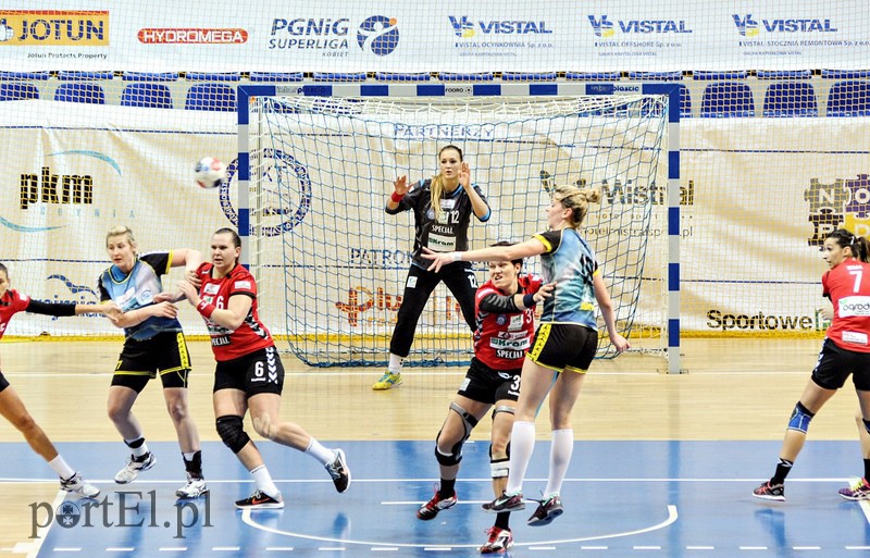 Start przegrał w Gdyni zdjęcie nr 99697