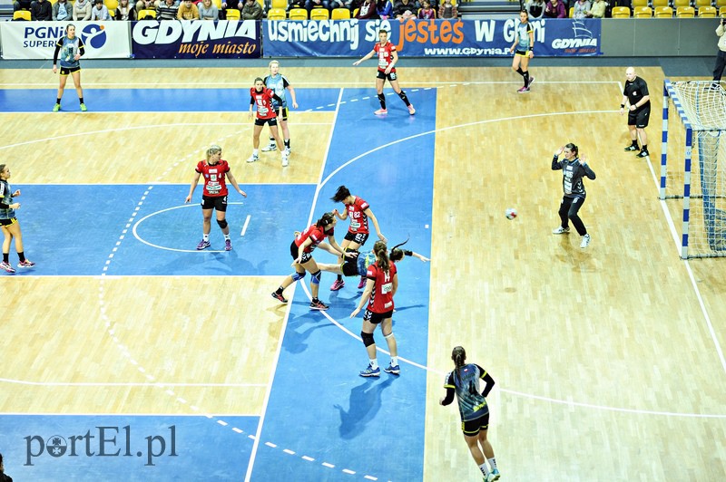 Start przegrał w Gdyni zdjęcie nr 99725