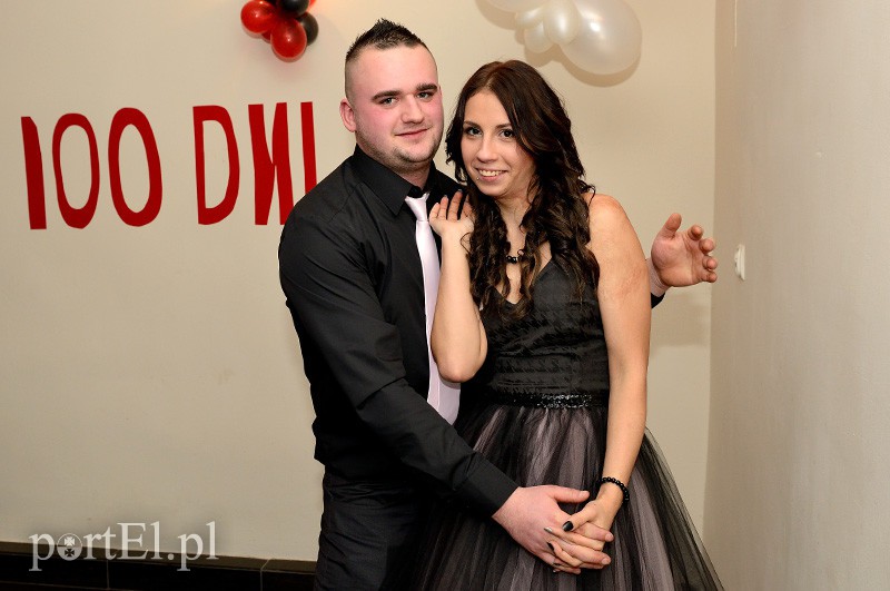 Studniówka 2015 - Zespół Szkół Inżynierii Środowiska i Usług zdjęcie nr 100138