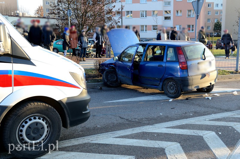 Wypadek na skrzyżowaniu ul. Ogólnej z Legionów zdjęcie nr 100152