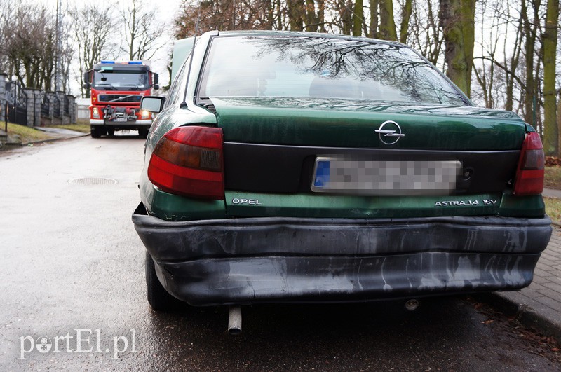 Zderzenie na Bema: karetka przyjechała aż z Młynar! zdjęcie nr 100684