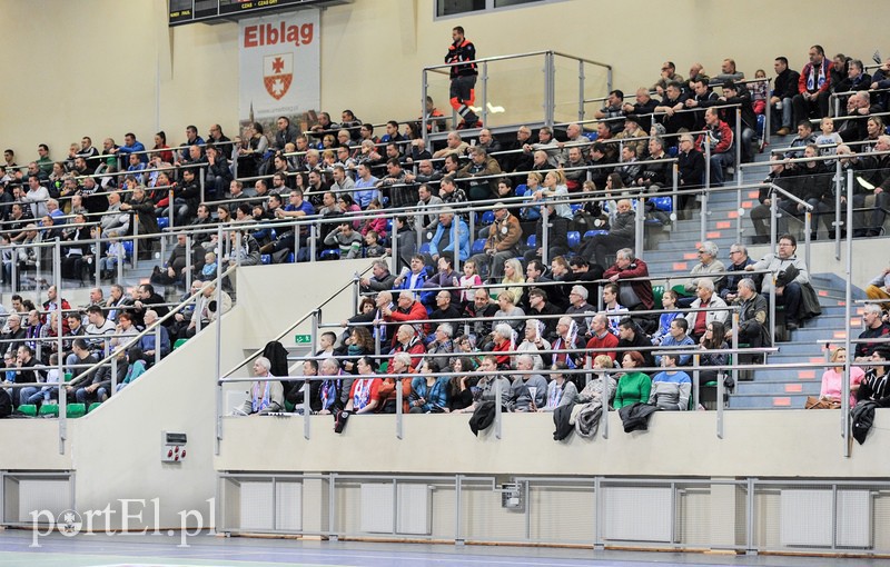 Porażka Startu z mistrzem Polski zdjęcie nr 100764