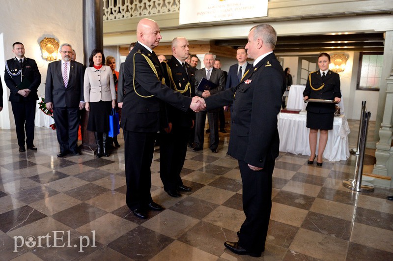 Duże pożary, wielkie tragedie. Strażacy podsumowali rok 2014 zdjęcie nr 100812