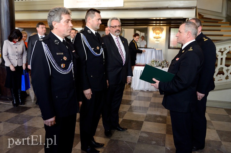 Duże pożary, wielkie tragedie. Strażacy podsumowali rok 2014 zdjęcie nr 100808