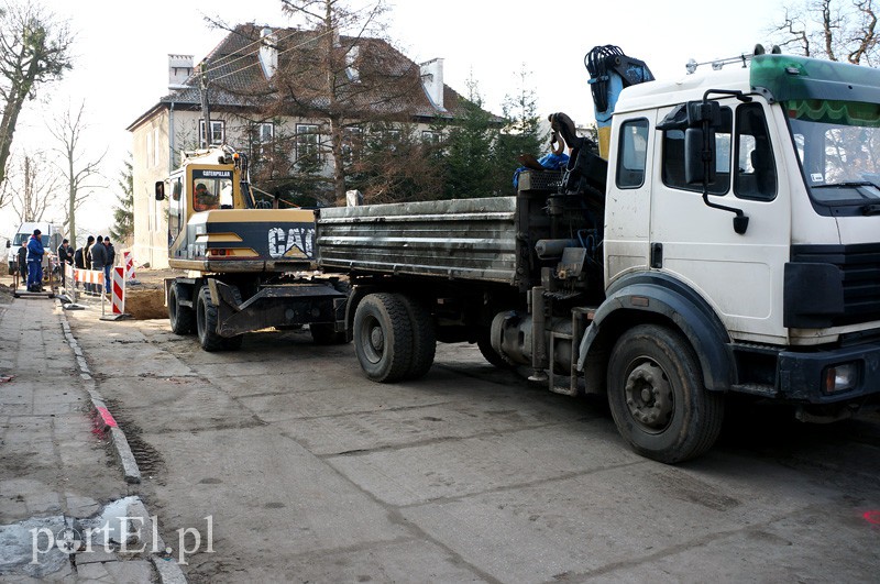 Trwa remont Częstochowskiej, koniec w wakacje  zdjęcie nr 100842